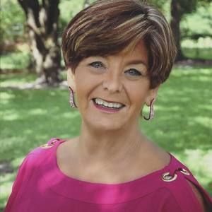 Meet your Posher, Marilyn